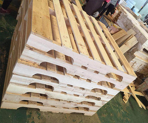 标准木托盘木栈板高度一般多少